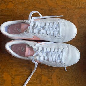 NEW Nike Blazer Low Color White with Pink Logo Swoosh | Women's size 7.5 | UK 5